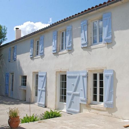 La Tonnelle Fleurie Chambres D'Hotes Sainte-Soulle 외부 사진