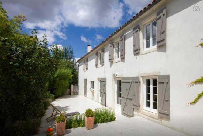 La Tonnelle Fleurie Chambres D'Hotes Sainte-Soulle 외부 사진