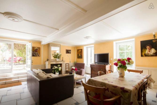 La Tonnelle Fleurie Chambres D'Hotes Sainte-Soulle 외부 사진